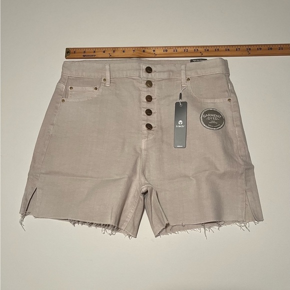 Tractr Pants - Women's Tractr Slim Fit High Rise Shorts Size 10/30 Quality (E5) Moon Struck (E5